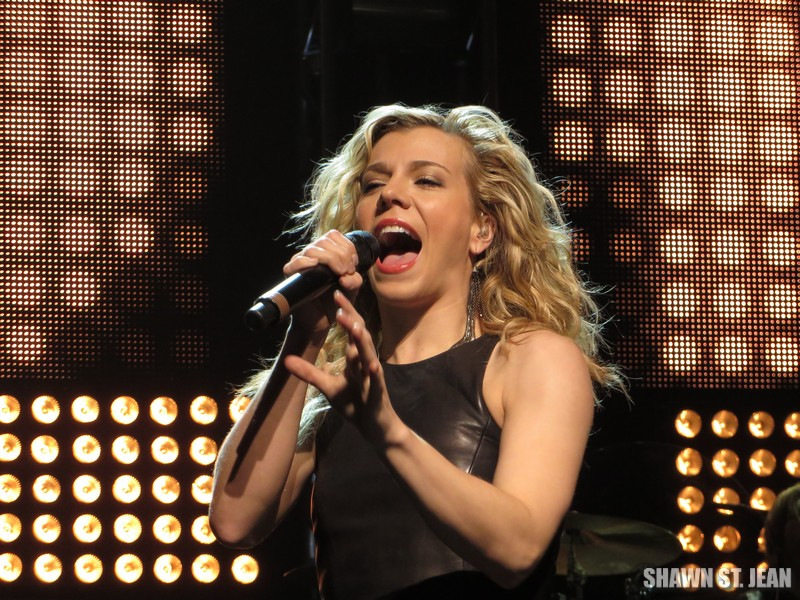 The Band Perry at the Oakdale Theatre on May 1, 2014