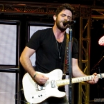 Thomas Rhett opening for Florida Georgia Line at MSG NYC on February 25, 2015. Thomas Rhett opening for Florida Georgia Line at MSG NYC on February 25, 2015.